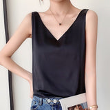 Elisabetha – Schlanke Seiden-Tanktop mit V-Ausschnitt für Damen